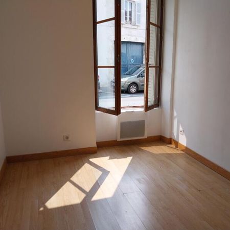 Location Appartement 2 pièces 29m² ORLEANS 45000 - Photo 4