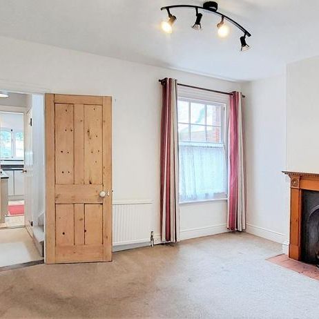3 bedroom terraced house to rent - Photo 1