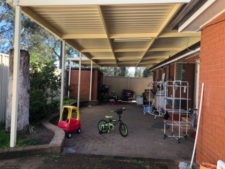 Well Presented 3 Bedroom Home in the Heart of Mount Pritchard&excl; - Photo 4