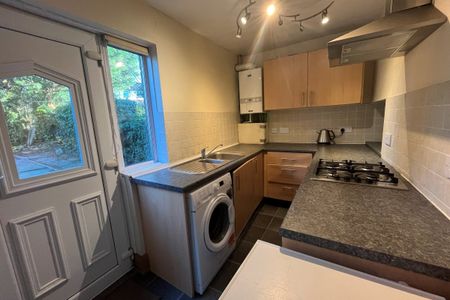 Kirkstall Road - Photo 5