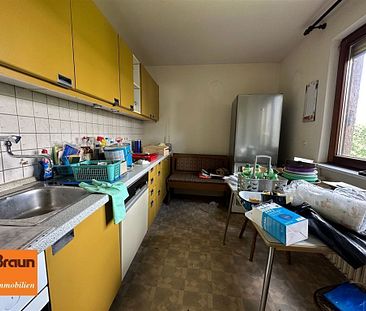 VERMIETUNG! Handwerker aufgepasst! Solide 3-Zimmer-Mietwohnung zur Selbstrenovierung, inklusive Küchenzeile und Garten - Photo 1