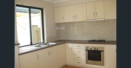 The perfect Townhouse for you!!! - Photo 4