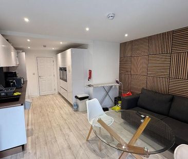 6 bedroom house share to rent - Photo 1