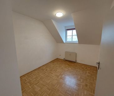 Ideal für eine "WG" - 3- Zimmer Wohnung in der Bischofstraße 3 - Foto 2
