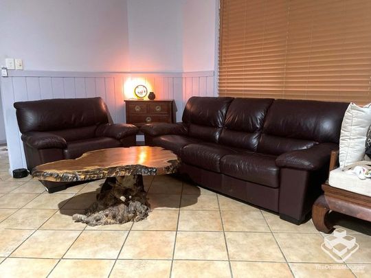 Shared acreage home- Room rent only - Photo 1