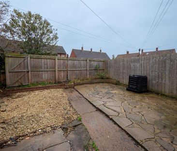 2 bedroom semi-detached house to rent - Photo 1