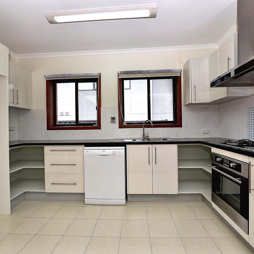 7 Finlayson Street, Forest Hill - Photo 1