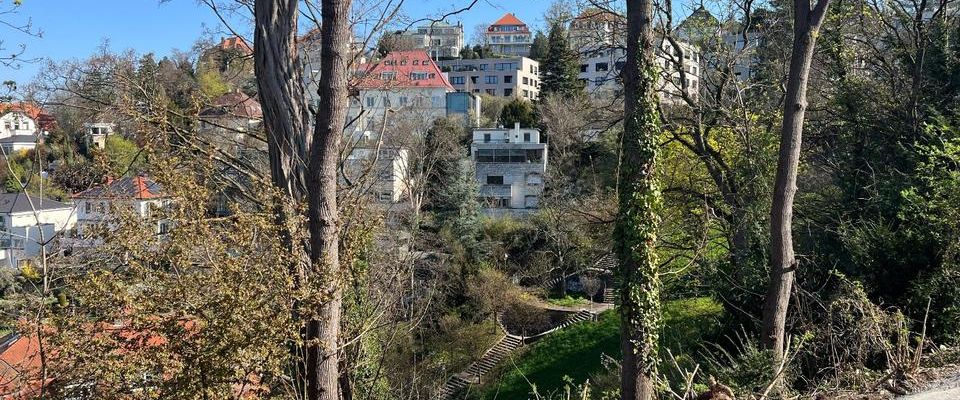 Attraktives 2-Zimmer Penthouse Appartement in bester Hanglage von Stuttgart-Mitte - Foto 1