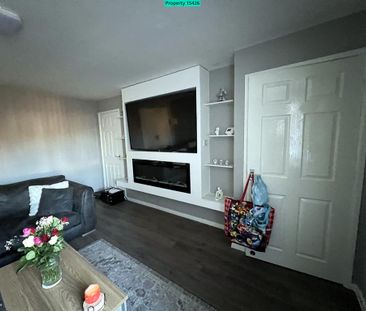 3 bedroom semi-detached house to rent - Photo 2