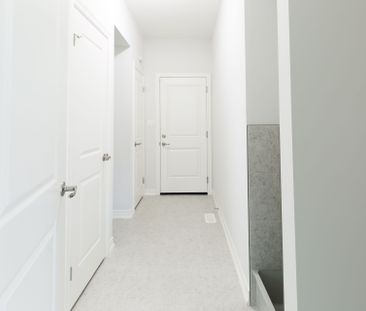 For Lease - 3602 Carolina Court, Fort Erie, Ontario - Photo 1