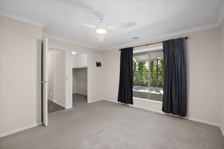 Spacious Four-bedroom Home In Quiet Thurgoona Estate - Photo 2