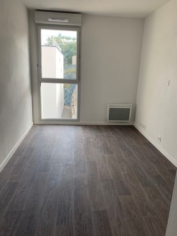 Location Appartement 2 pièces 37m² AUZEVILLE TOLOSANE 31320 - Photo 5