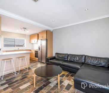 Coastal Living in Mullaloo - Private 2x1 Rear Home - Photo 2