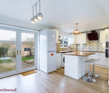 3 bedroom terraced house to rent - Photo 6