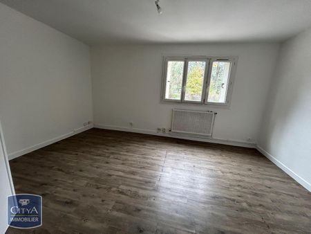 Location Appartement 2 pièces 48m² ST ETIENNE 42000 - Photo 2