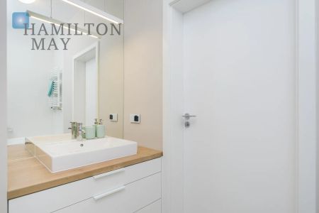 Urocze, dwupokojowe, nowe mieszkanie w 19 Dzielnicy przy ul. Kolejowej - Photo 2