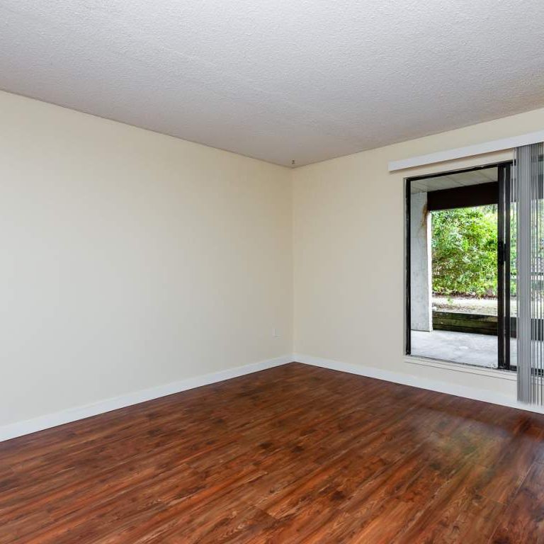 Adelaide Apartments - Photo 1