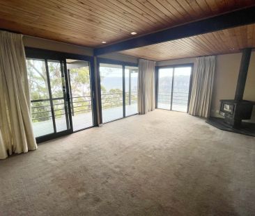 Iconic Escarpment Living with Uninterrupted Three Sisters Views - Photo 4