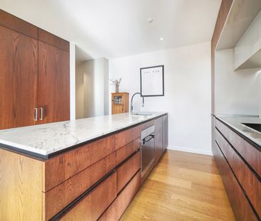 Stylish City-Fringe Apartment with Huge Private Deck - Photo 6