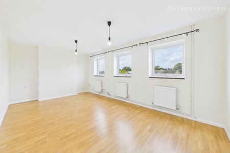 3 bedroom maisonette to rent - Photo 4