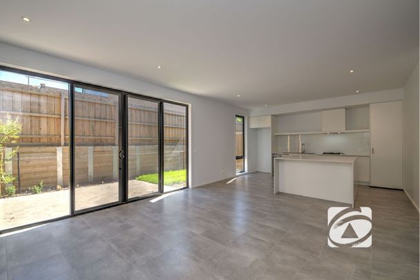 TOWNHOUSE IN BERWICK'S EXCLUSIVE HARK - Photo 1