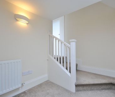 2 bedroom flat to rent, - Photo 1