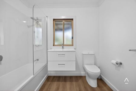 Spacious Comfortable family home - Photo 5