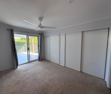 Coastal Family Home in Peregian Beach - Option of 4 Bed, 3 Bath or ... - Photo 1