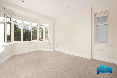 Hyde Park Avenue, London, N21 - Photo 4