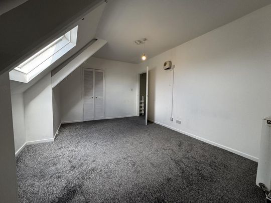 4 bedroom maisonette to rent - Photo 1