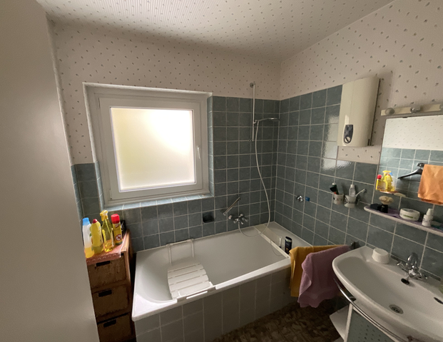 Ihr neues Zuhause! gut geschnittenen 3-Zimmer-Wohnung mit Balkon in MG Bonnenbroich - Geneicken - Photo 1