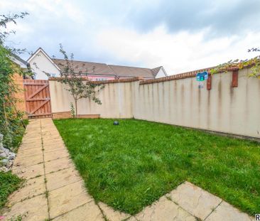 3 bed Semi-detached in Over court Gardens , Patchway, Bristol, BS34... - Photo 6