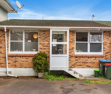 Easy Living - Photo 4