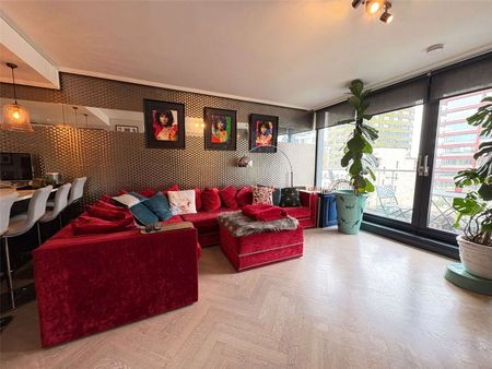 Available Now! | Two Allocated Parking Spaces & Balcony | Fully Furnished | Two Double Bedrooms | Two Bathrooms | 24 Hour Concierge - Photo 2