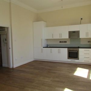 1 bedroom house to rent - Photo 2