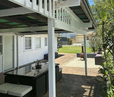 Quaint Cottage with Granny Flat - Photo 6