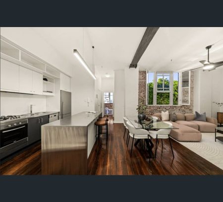 4/33 Parkside Circuit, Hamilton, Qld 4007 - Photo 3