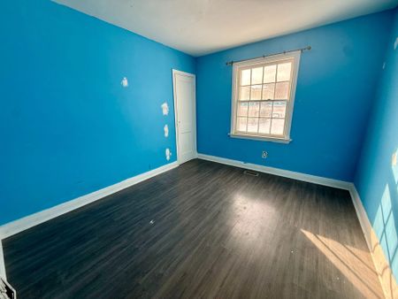 For Lease - 1203 Dundas Street Unit# 3, London East, Ontario - Photo 3