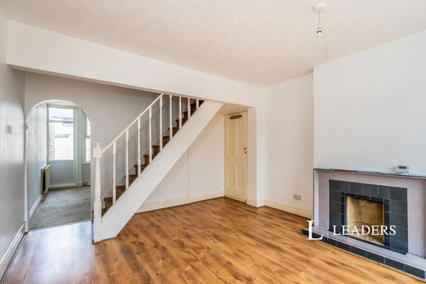 2 bedroom semi-detached house to rent - Photo 1