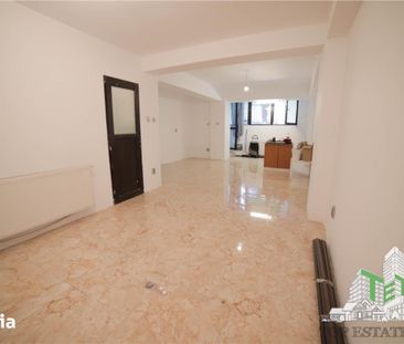 Apartament 2 camere si curte de 37 mp de inchiriat in zona Bucurestii - Fotografie 5