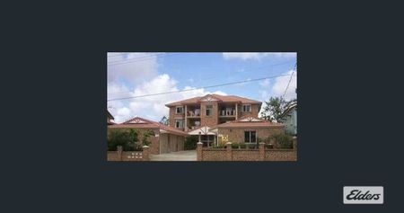 Convenient & Comfortable Living in Kedron! - Photo 2