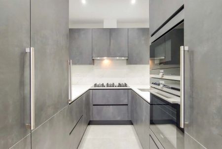 4 Bedroom Apartment - Photo 4