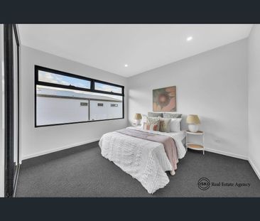 3/228-230 Duncans Road, Werribee, Vic 3030 - Photo 2