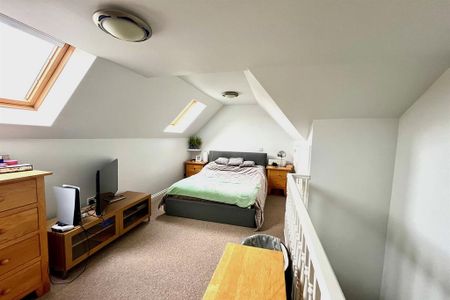 3 bedroom terraced house to rent - Photo 5