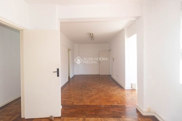 Apartamento com 2 quartos e 99m² para alugar em Centro Histórico, Porto Alegre. - Photo 1