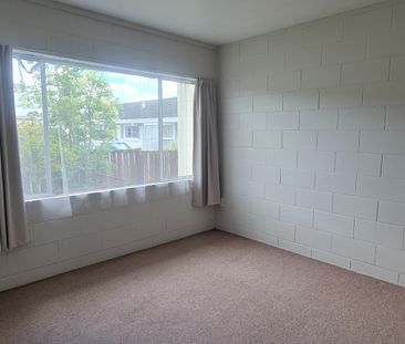 Two-bedroom unit available for rent in a prime location - Photo 2