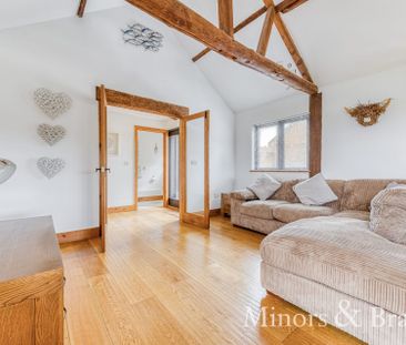 Sharp Street, Catfield - Photo 2