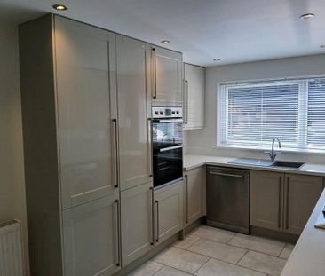 Yew Tree Court, Littlebourne, Canterbury - Photo 4