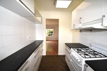 Ducted Heating, Timber Floors and a Study Nook - Photo 5