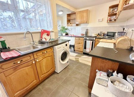 1 bedroom bungalow to rent - Photo 4